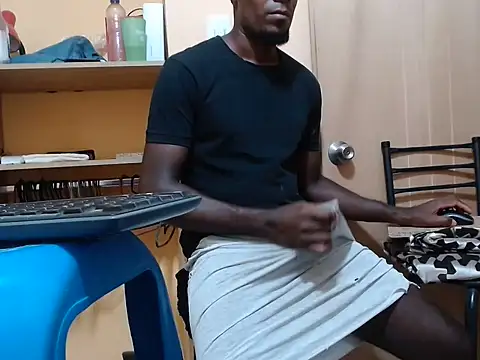 kurtbigcock 网络视讯表演