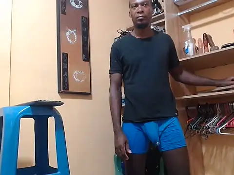 kurtbigcock 网络视讯表演