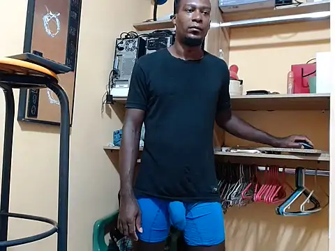 kurtbigcock webcam show