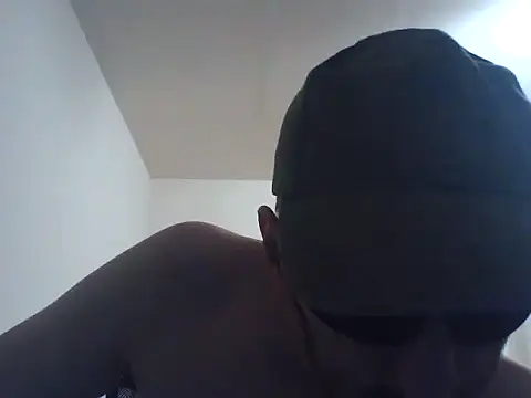 cs_kiss webcam show