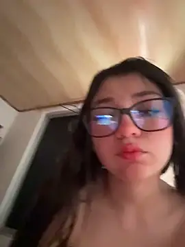 Chatroom XXX en direct de Amy_adely