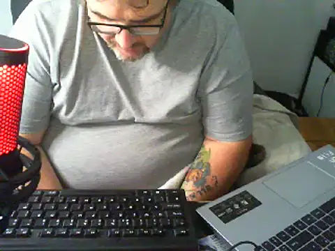 bigcuddlebear69er webkamerás műsora