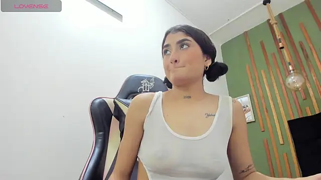 Chat +18 de Alejandra_18x ao vivo