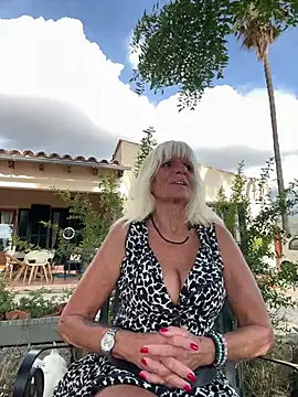 Show de ReitherrinNatascha na webcam