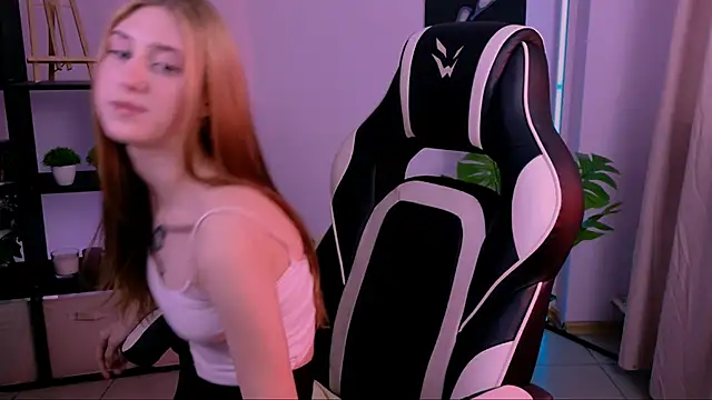 honey_bbyy Chat XXX in diretta