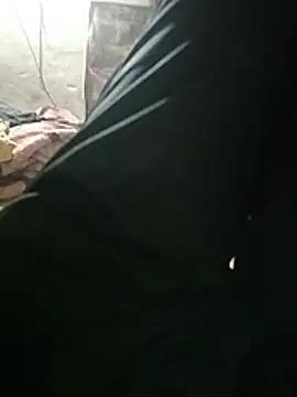 newloveboyn Webbikameraesitys