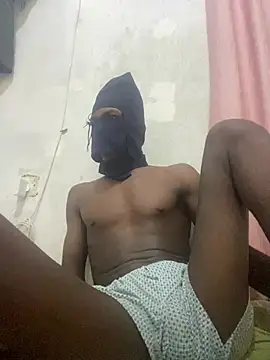 VICTOR-CUM40 webcam show