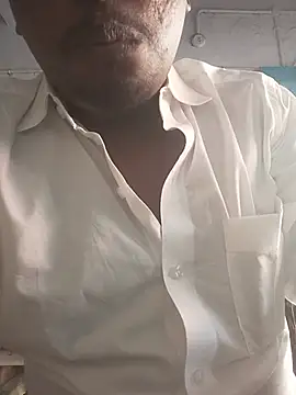 murugan_tamilboy: διαδικτυακό σόου στην κάμερα