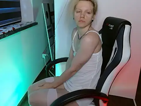 Webkamerová show sweetcherrylady777