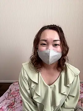 Anna_22のライブXXXチャット