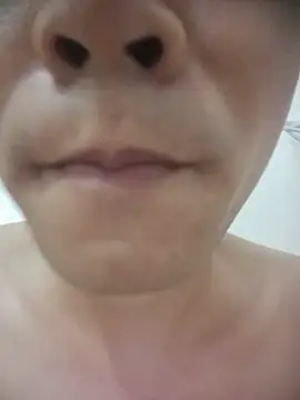 traibao98yt 网络视讯表演