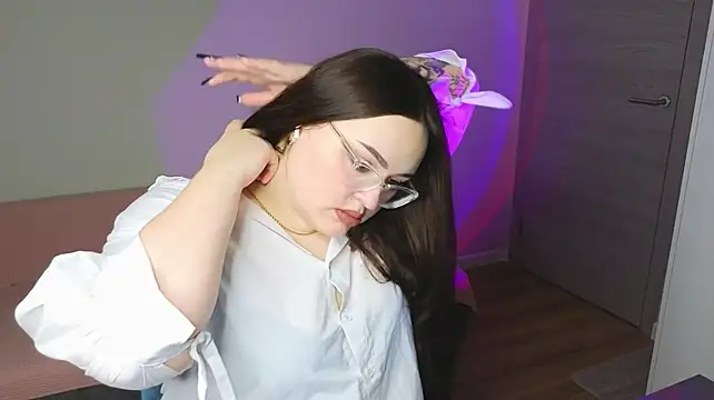CarolinaRein Adlı Modelin Canlı XXX Sohbeti