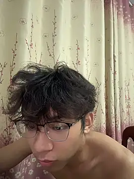 zhuzhu228 网络视讯表演