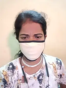 Tamil_MukilVenban Webbikameraesitys