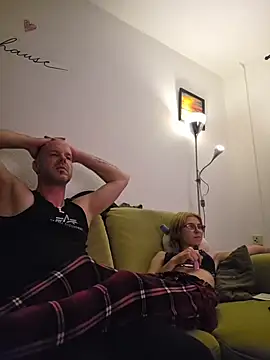 Badbitch_German_Badass: вебкам-шоу