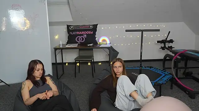 Elina_rose054 Show in webcam