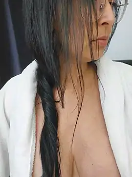 morenahotfit 现场XXX聊天