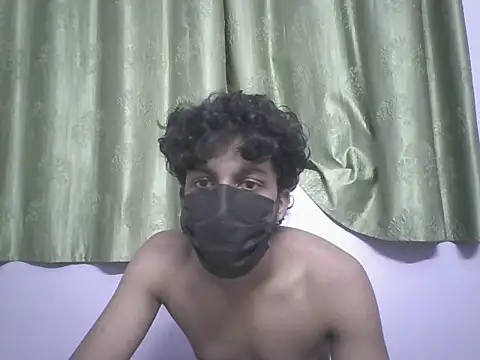Pokazy przed kamerką – john666966