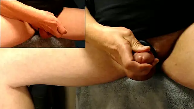 Edging_Mike webkamerás műsora