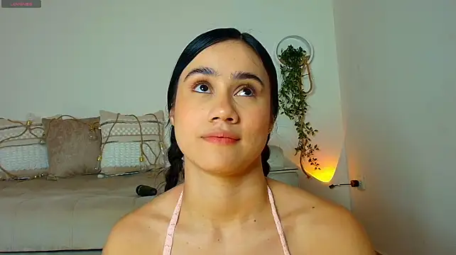 دردشة Lizzy_kanee الجنسية المباشرة