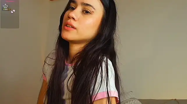 Chat XXX ao vivo de Lizzy_kanee
