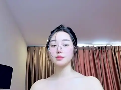 Chat +18 de Happy_girl99 ao vivo