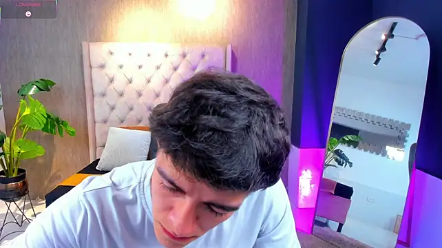 Austinbolt Pertunjukan Webcam