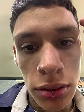 sebass-cadavid's Webcam Show