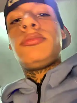 XXX chat uživo modela sebass-cadavid