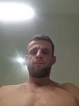 Mikemilflover Show in webcam