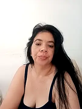 Pertunjukan Kamera Web Victoria_salome