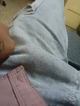 Show de webcam de joythi-07