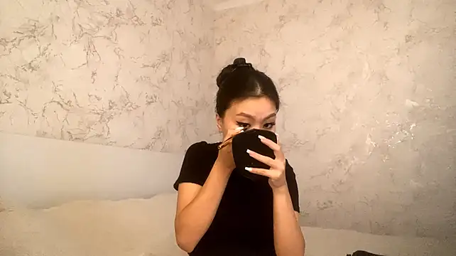 Erinlimma Chat XXX in diretta
