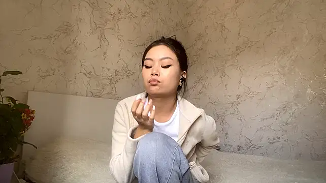 Erinlimma's Live XXX Chat