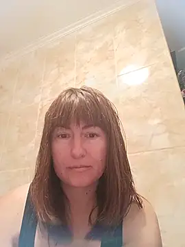 YourWeakness33 Show in webcam