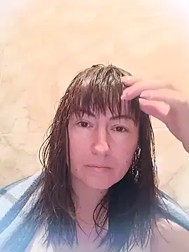 Show modela YourWeakness33 na web-kameri