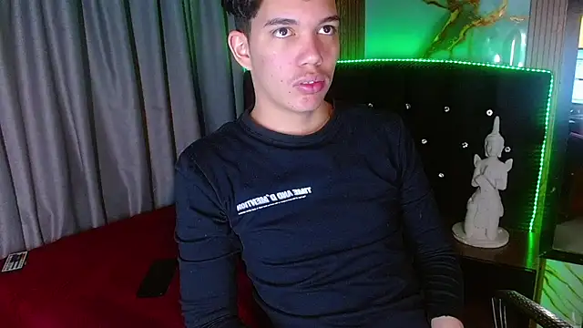 Webkamerová show haku_nayro