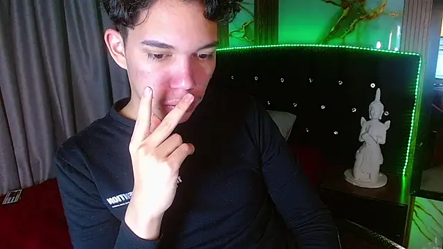 Show de haku_nayro na webcam