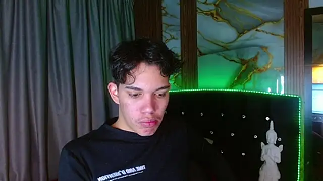 haku_nayro Webcam-Show