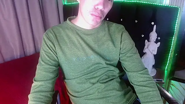 haku_nayro Show in webcam
