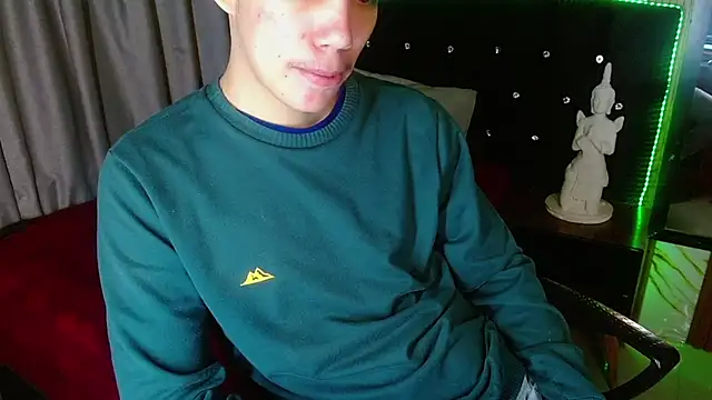 haku_nayro Webcam-Show