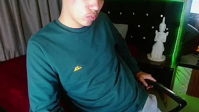 haku_nayro  Шоу с уебкамера