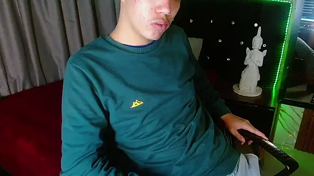 haku_nayro webkamerás műsora