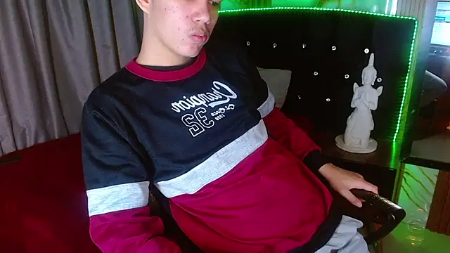 Webkamerová show haku_nayro