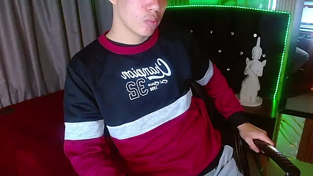 haku_nayro Webcam show