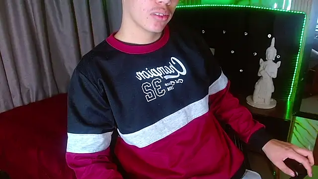 Webkamerová show haku_nayro
