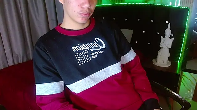 Webkamerová show haku_nayro