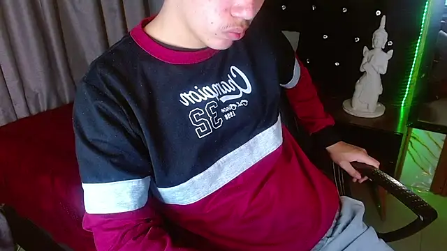 haku_nayro – Kamerová šou