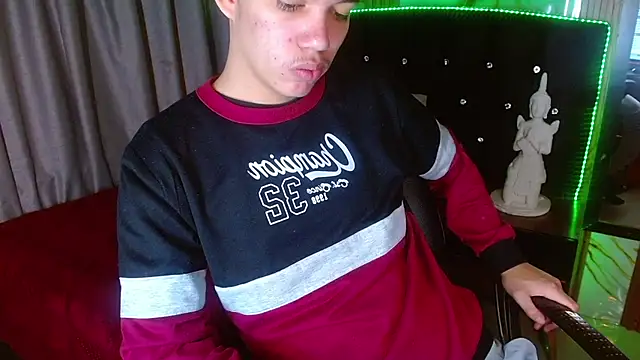 haku_nayro Webcam show