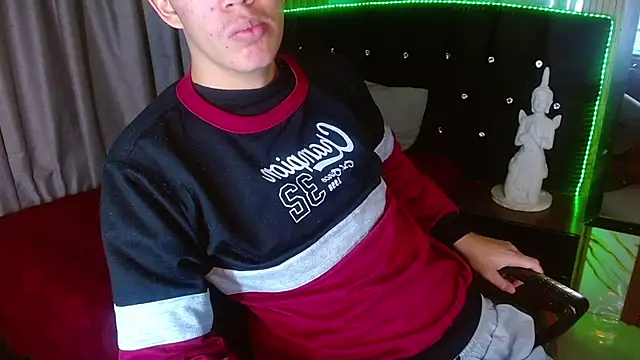 haku_nayro Webcam show